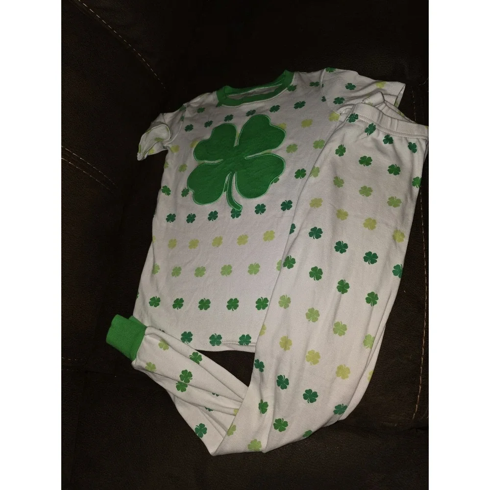 Gymboree‎ st Patrick's day 4 leaf clover pajamas sleep size 10